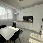 Apartment Casawyw 1 Craiova